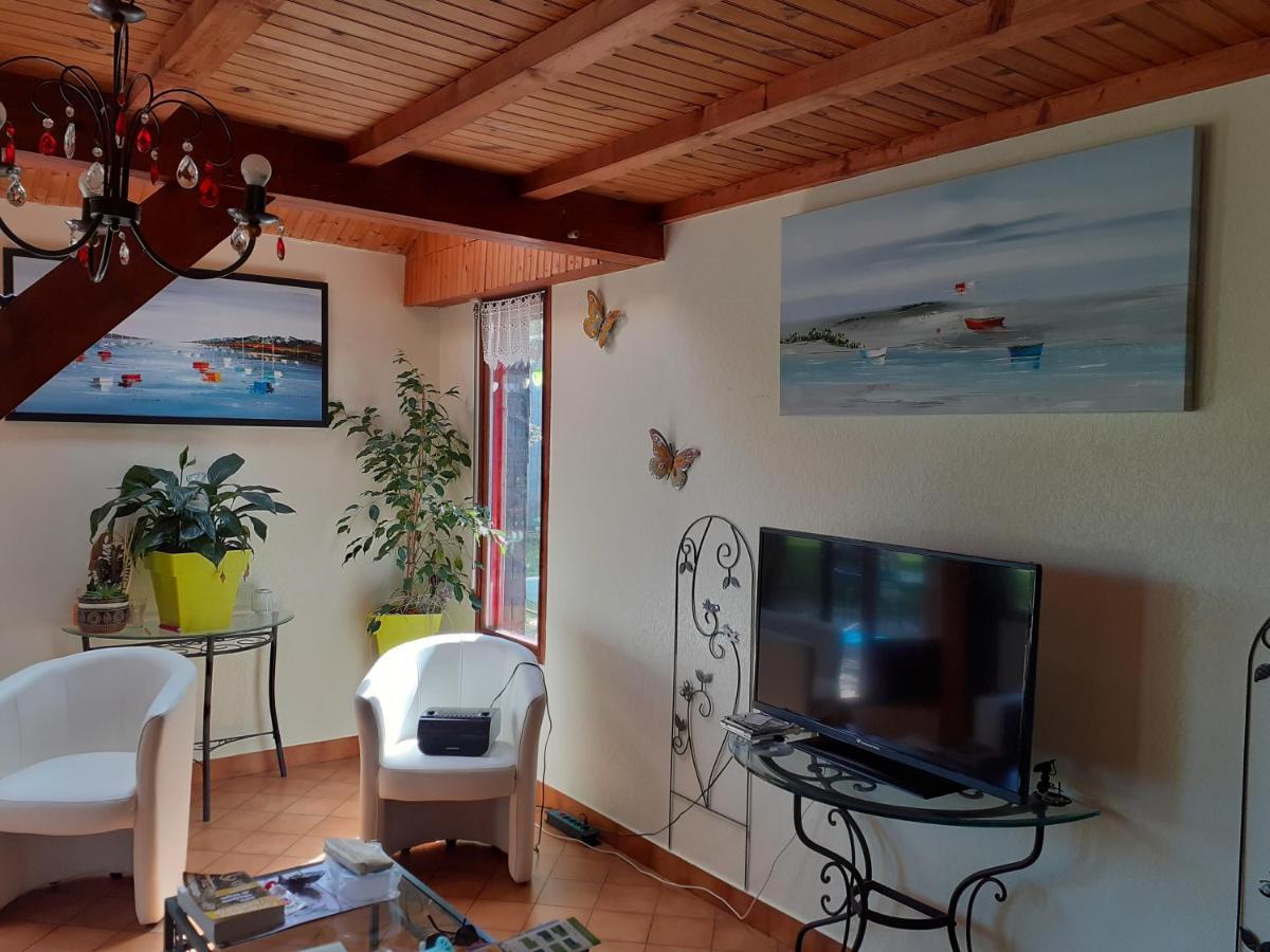 Noyal-PontivyChez Christine住宿加早餐旅馆 外观 照片
